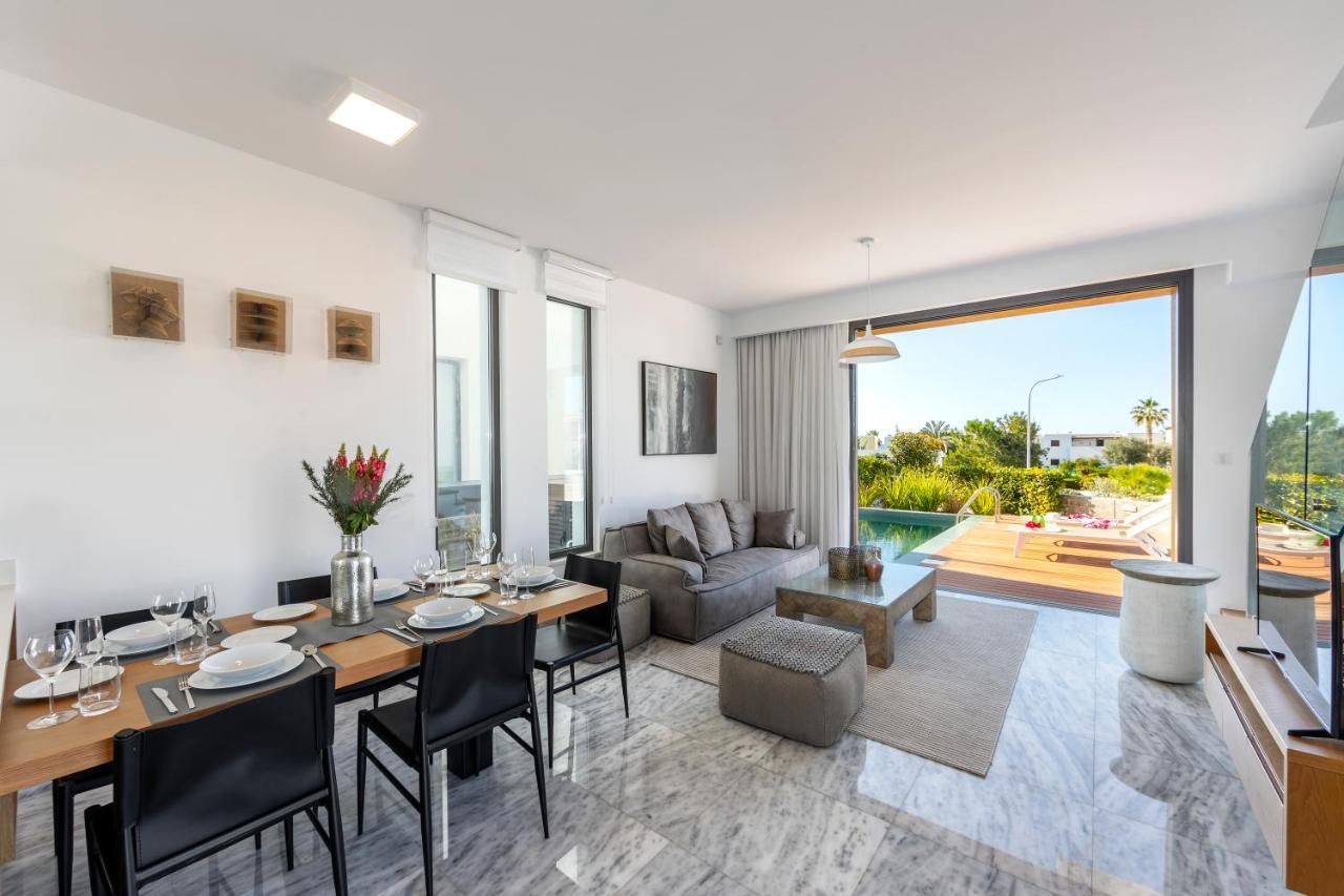 Villa Laurus 6, Walking Distance To The Beach 파포스 외부 사진
